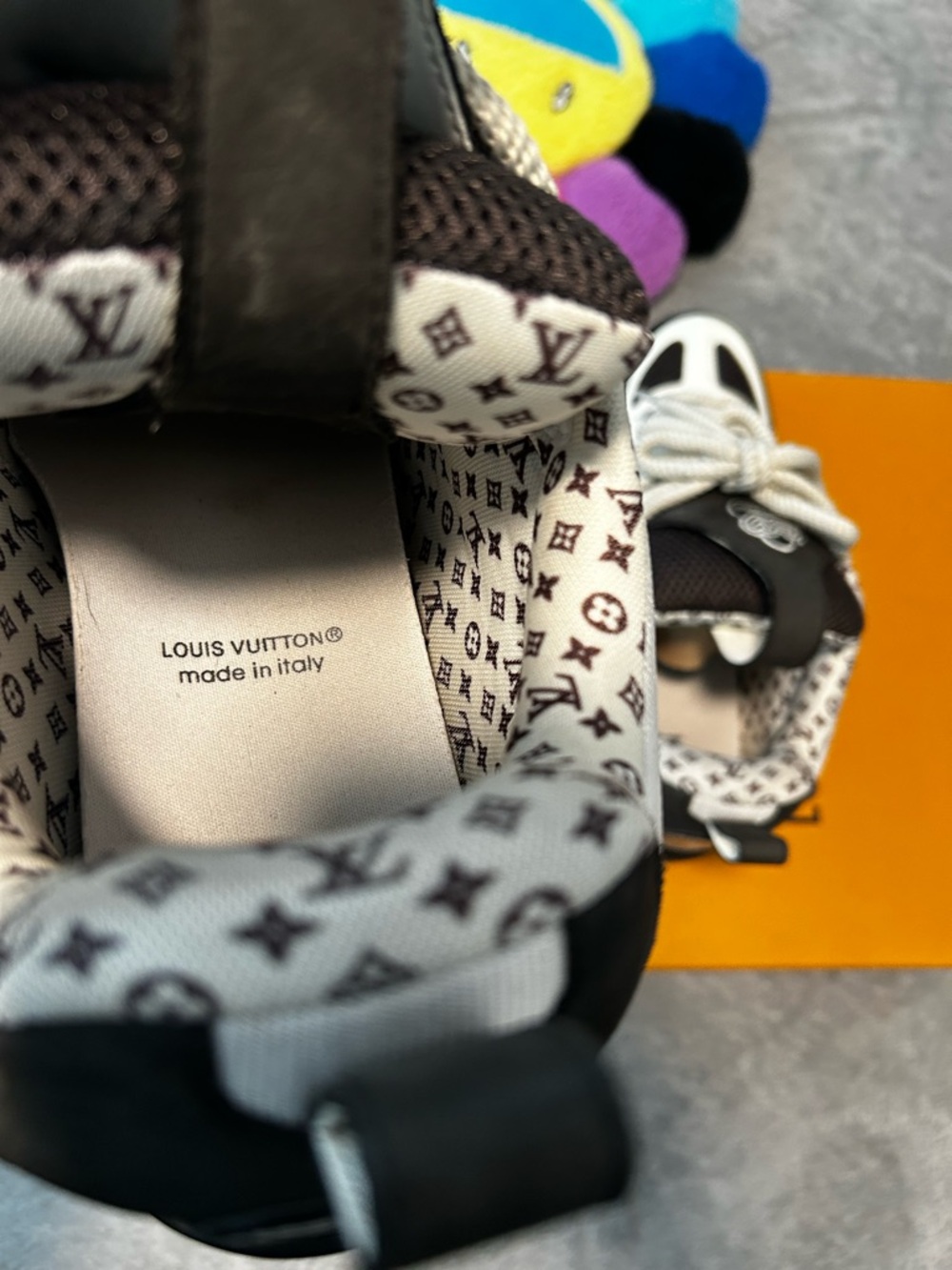 Louis Vuitton Kids Black and White LV Lace-Up Sneakers - Picture 6 of 10